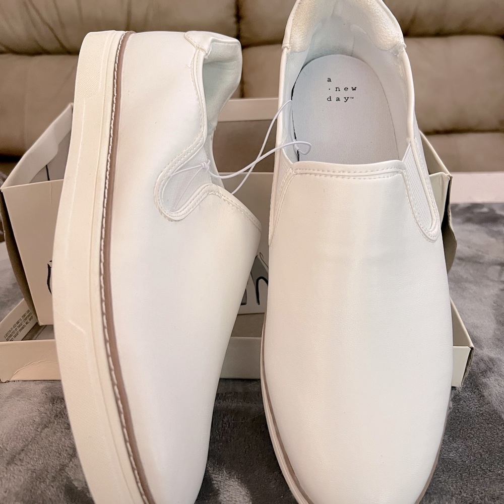 Mens a.new day Frankie sneakers. White. Leather like. Memory foam. Size 12. New.